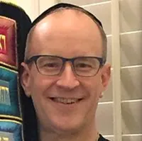 Robert Thomas